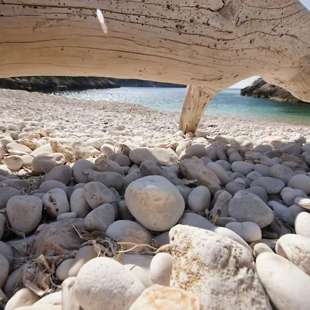 Robinsonade Orlandusa Korčula